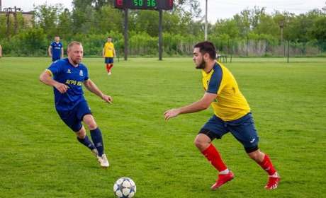 ФК “Куп’янськ” розгромив суперника: 5 голів і шалені емоції на полі