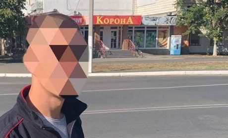 В Измаиле патрульные полицейские по горячим следам задержали грабителя