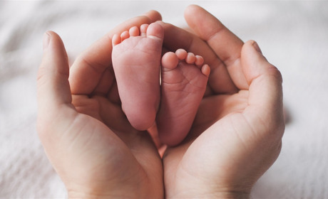 «И лапочка дочка» - нардеп Сергей Минько стал отцом в пятый раз 