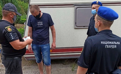 На Білому озері слідкують за порядком Нацгвардійці