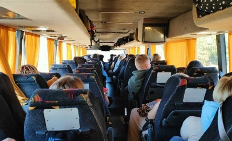 Відсьогодні у громадському транспорті й таксі заборонено вмикати музику