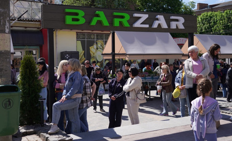 У Барі відкрили простір BarZar: ярмарок, нові торгові місця та зона відпочинку