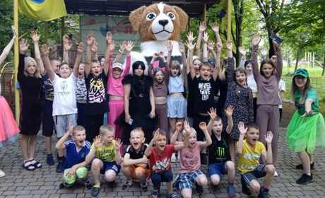 Річківська малеча знову їде на відпочинок у Закарпаття та ділиться враженнями від поїздки