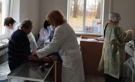 Мешканців Наталино та Улянівки запрошують на безкоштовний медичний огляд
