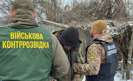 Служив окупантам у Дар'ївській колонії, а потім мобілізувався до ЗСУ: зрадника затримали