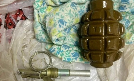 На Звягельщині правоохоронці затримали чоловіка, який продавав гранату
