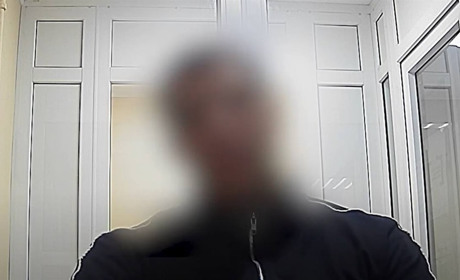 Пів мільйона готівки та сльозогінний газ: винесено вирок грабіжнику, який напав на шосткинця