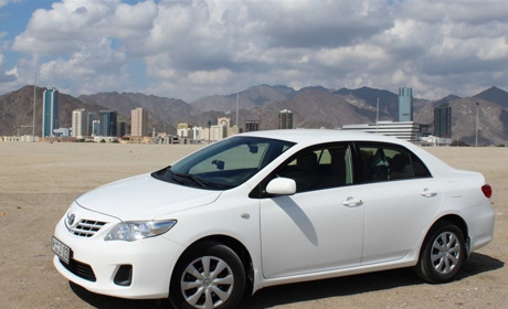 Аренда автомобиля — ключ к интересному отдыху в ОАЭ