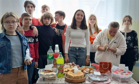 У Переяславі гімназисти провели благодійний ярмарок і зібрали понад 13 тисяч для ЗСУ