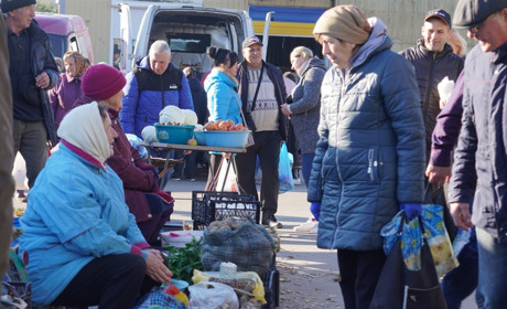 Ціни на яйця б'ють рекорди – 80 гривень за десяток: репортаж з базару в Переяславі ВІДЕО