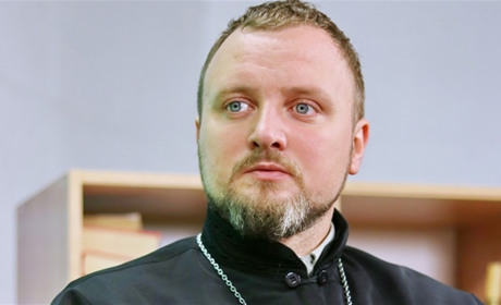 Максим Сидоренко – православный священник, иерей: «Мы сейчас живем в обществе потребления»