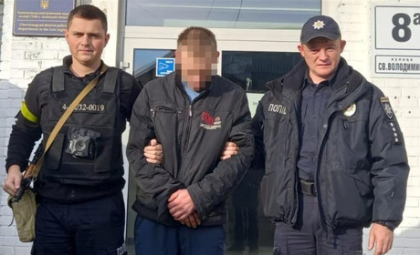 За крадіжку гаманців у працівниць одного з магазинів Червонограда затримали радехівчанина