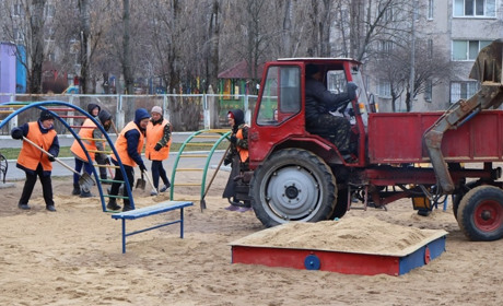 Дякуємо за щоденну працю та комфорт: підбірка фото комунальників Южноукраїнська у роботі