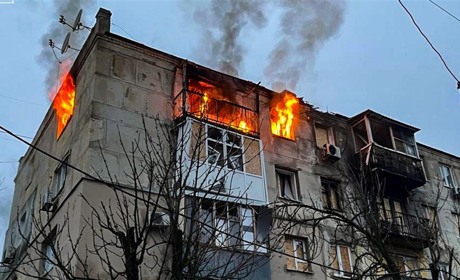 На Херсонщині армія рф завдала ударів по критичній та соціальній інфраструктурі, житлових кварталах