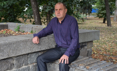 У бронежилеті і шоломі: як золотоніський рятувальник відновлював будинки на сході країни 