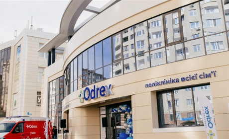 Двом провідним лікарям клініки «Одрекс» вручили підозри через смерть відомого забудовника