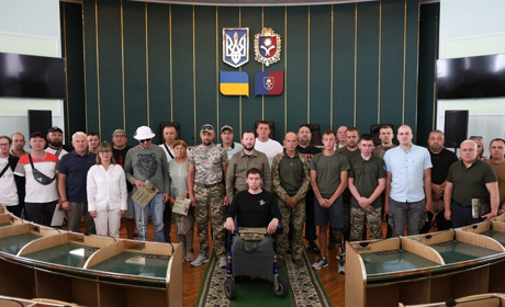 На Хмельниччині 52 сім’ї захисників отримали сертифікати на житло