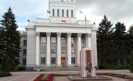 Активіст із Нової Каховки виграв суд у виконкому