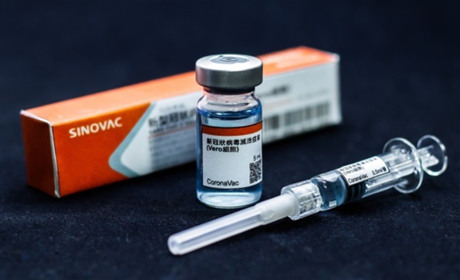 Що потрібно знати про китайську вакцину CoronaVac?