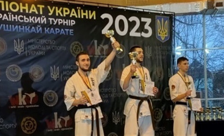Денис Горшеньов виборов 2 місце на турнірі з кіокушинкай, далі — відбір на чемпіонат Європи
