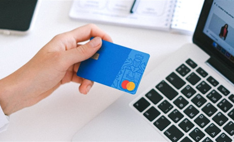 Мешканка Сватівського району хотіла повернути податок з пенсії, а втратила 6000 гривень: подробиці