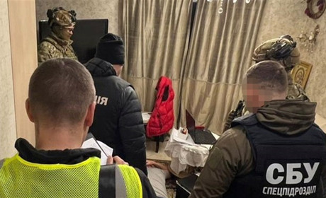 На Хмельниччині СБУ та Нацполіція викрили банду наркоторговців