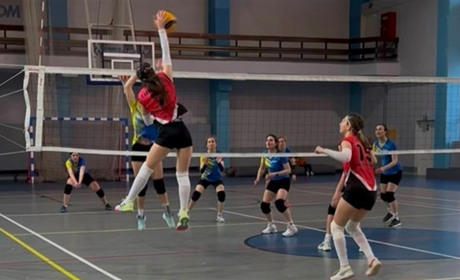 Срібні медалі первомайських волейболісток: черговий здобуток команди ДЮСШ