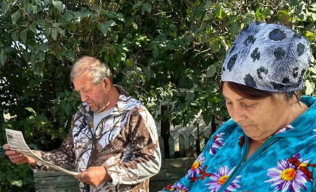 Поки везли хворого, у нього відкрилася кровотеча. Жителі Успенівки просять відновити дорогу до села