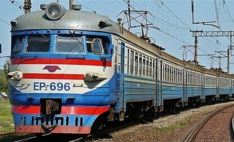 Оновлений розклад руху електричок по станції Кривин та автобуса до залізничного вокзалу