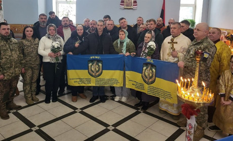 Відзначили волонтерів соцпроєкту "Відпочинь" та загиблих героїв з Вараського району