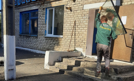 У Гірській бібліотеці-філії № 13 проводять ремонтні роботи