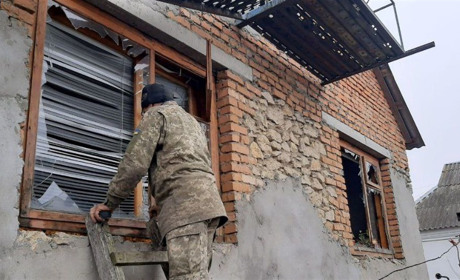 Під час ранкової атаки "шахедів" 31 січня Старокостянтинівщина знову зазнала пошкоджень