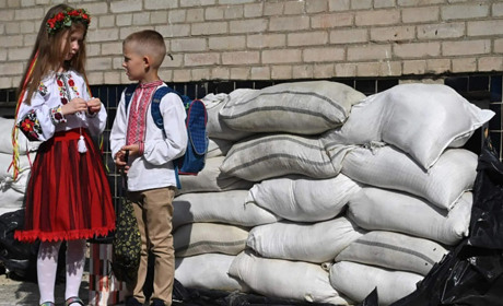 Літні канікули-2025: коли закінчиться навчання і скільки відпочиватимуть школярі