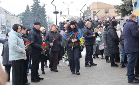 У Городку з’явиться відзнака «Мати Героя» та скульптура «Серце надії», присвячена зниклим безвісти