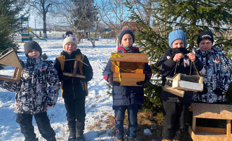 Добро переможе: екологічну акцію "Годівничка" провели у Григорівській школі