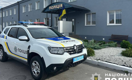 Незнайомець зайшов до будинку та побив господаря — поліція розшукала забіяку