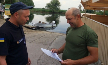 Як спалахує трава у літню спеку, і що треба знати, щоб не було потреби викликати пожежників
