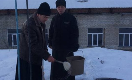 Водоканал освятив жмеринчанам воду з-під крану: фото