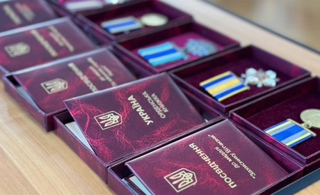 У Сарнах посмертно відзначили вісьмох захисників