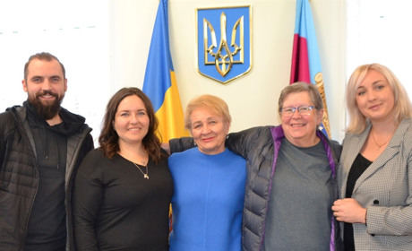 Дві волонтерки з Канади завітали у Глухів, щоб допомогти місцевій лікарні