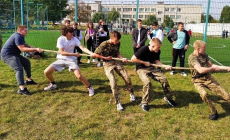 У Вараші до Дня захисника України відбулися військово-спортивні змагання