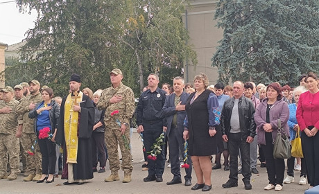 В Захарівці віддали шану загиблим і дякували живим