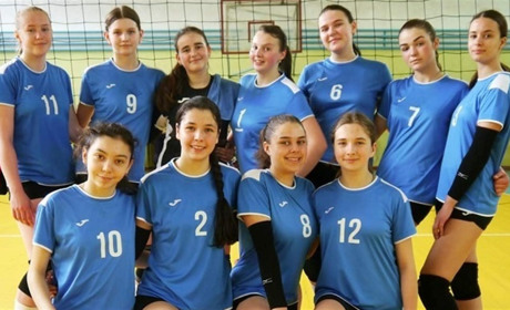 Батьки волейболісток з Калинівки звертаються до голови Федерації волейболу України: що вони просять