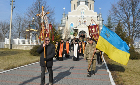 На Чортківщині провели в останню путь одного з «едельвейсів» – загиблого воїна Вівчарика Руслана