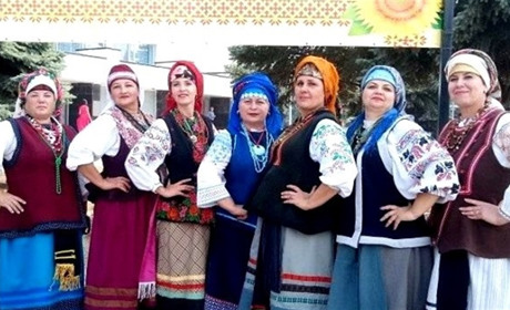 "Fest-Party у селянській хаті": як миколаївці на фестиваль їздили