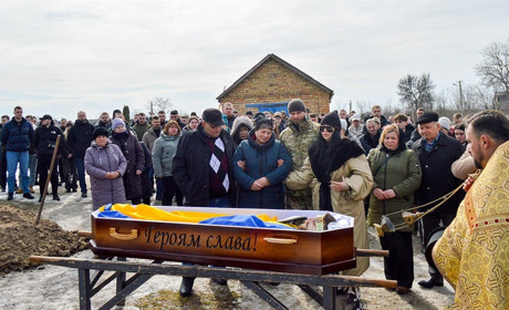Його серце билося в унісон з волею України - в Кагарлику провели в станню путь воїна Назара Жирного