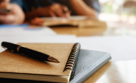 У Южному визначились із датою закінчення навчального року. Які плани у випускників?