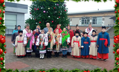 У Миколаївці урочисто відкрили головну ялинку громади