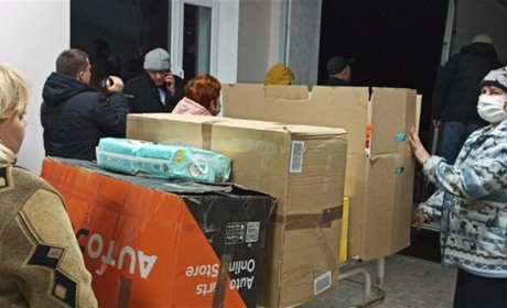 Славутська громада уклала партнерський договір з містом Голенюв та отримала гуманітарну допомогу