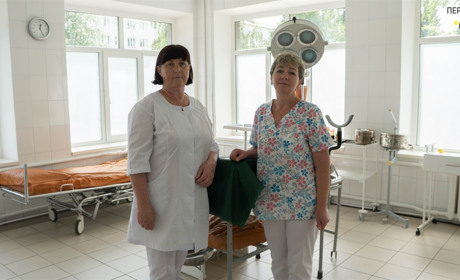 «Один наш акушер на війні, але ми справляємось». Як працює пологове відділення у Переяславі